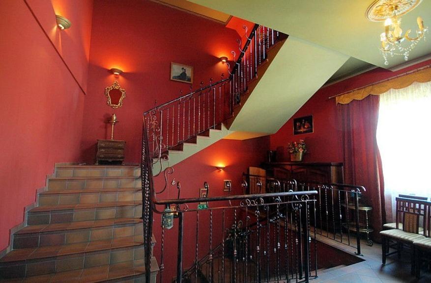 Hotel Katrina Ostrzeszow Bagian luar foto
