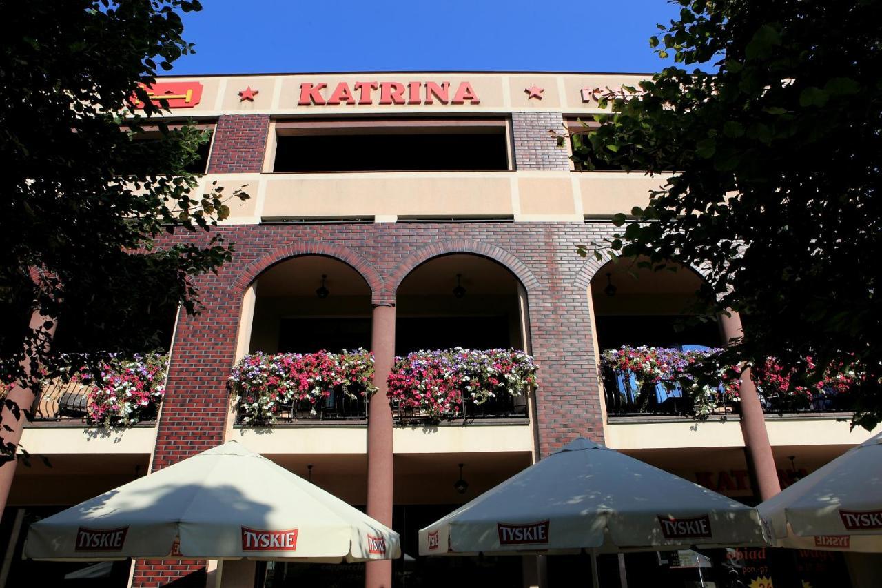 Hotel Katrina Ostrzeszow Bagian luar foto